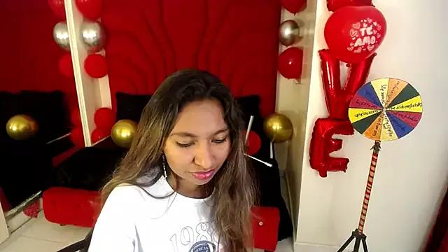Emma_Parkerr_ from StripChat is Freechat