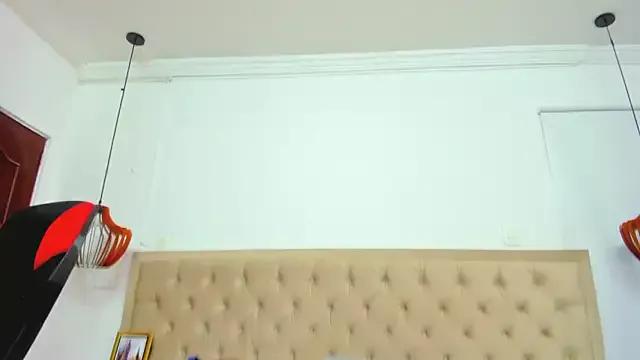 emma_purple_ from StripChat is Freechat