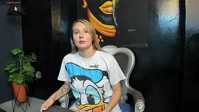 Teen sex cams free adult cams: check-out the satisfaction of conversing and c2c with our stunning models, who will teach you all about seduction and dreams with their smoking hot shapes.