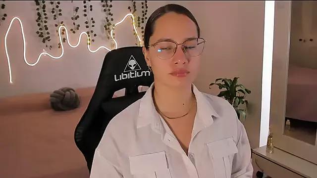 Teen sex cams free adult cams: check-out the satisfaction of conversing and c2c with our stunning models, who will teach you all about seduction and dreams with their smoking hot shapes.