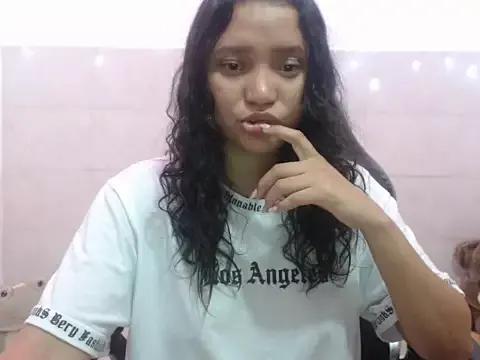 emmy_sm1 from StripChat is Freechat