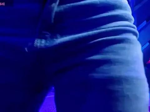 Emy_Latin from StripChat is Freechat