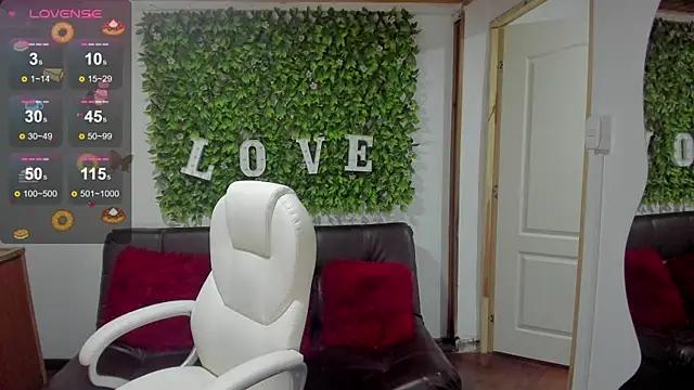 Teen sex cams free adult cams: check-out the satisfaction of conversing and c2c with our stunning models, who will teach you all about seduction and dreams with their smoking hot shapes.