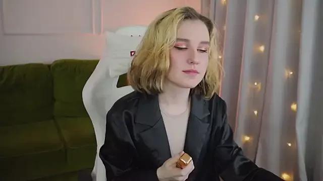 Teen sex cams free adult cams: check-out the satisfaction of conversing and c2c with our stunning models, who will teach you all about seduction and dreams with their smoking hot shapes.