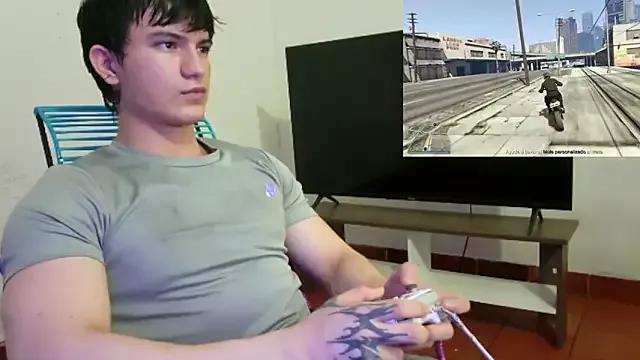 ErickWalton from StripChat is Freechat