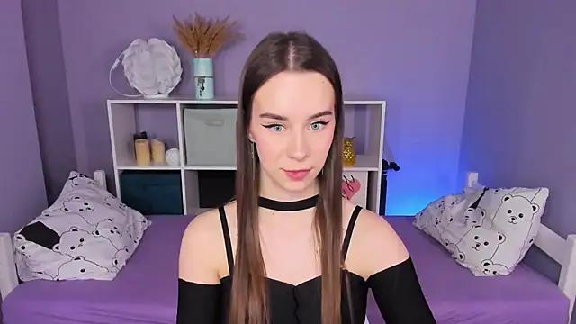 ErikaEster from StripChat is Freechat