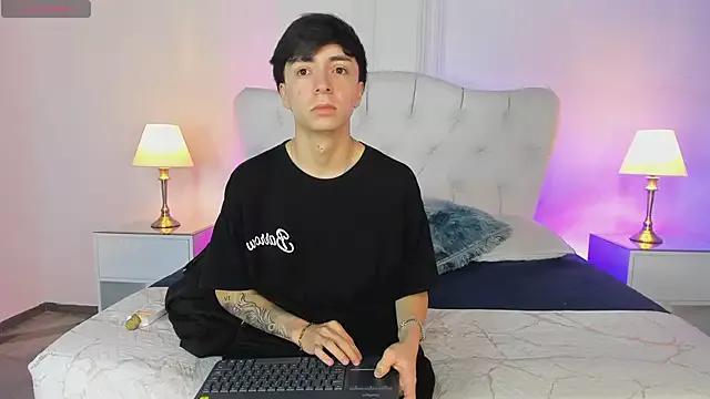 Teen sex cams free adult cams: check-out the satisfaction of conversing and c2c with our stunning models, who will teach you all about seduction and dreams with their smoking hot shapes.