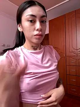 Eva-bonny from StripChat is Freechat