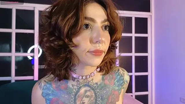 Evangelyne_1 from StripChat is Freechat