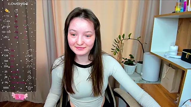 Fairyy_Moon from StripChat is Freechat