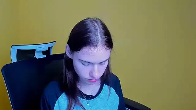 Fiona_Night from StripChat is Freechat