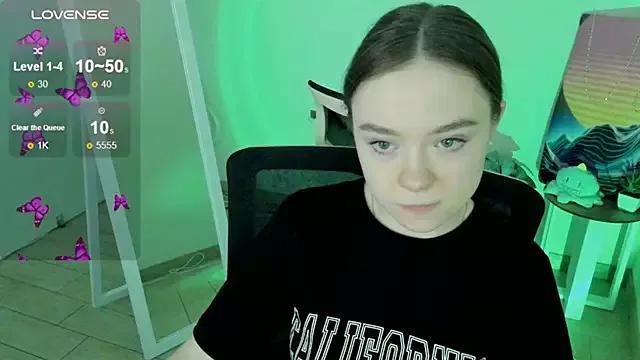 Florence_meow from StripChat is Freechat