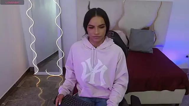Freya_tay from StripChat is Freechat