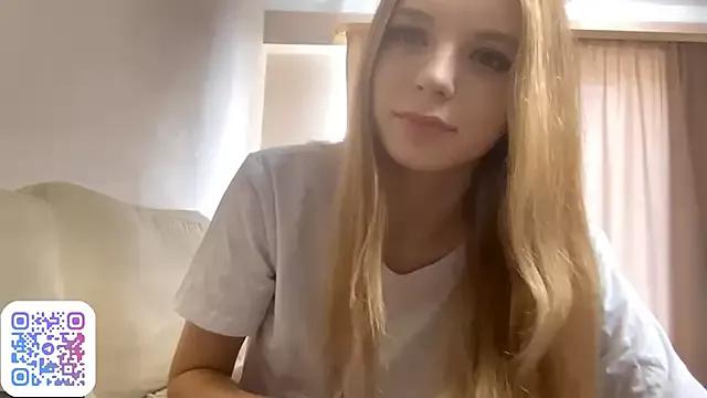 Photos of FruityXo from StripChat is Freechat