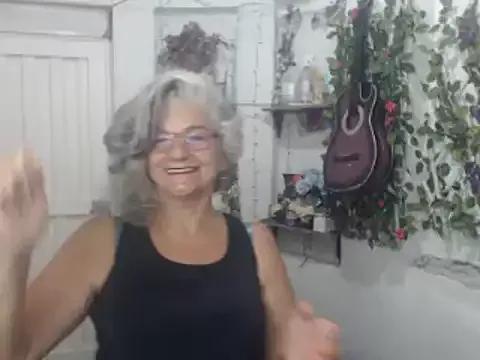 FunnyGrandma from StripChat is Freechat