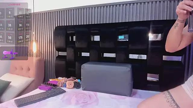 Teen sex cams free adult cams: check-out the satisfaction of conversing and c2c with our stunning models, who will teach you all about seduction and dreams with their smoking hot shapes.