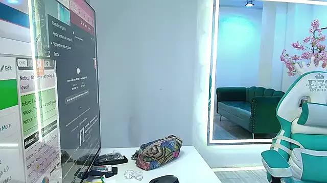 Teen sex cams free adult cams: check-out the satisfaction of conversing and c2c with our stunning models, who will teach you all about seduction and dreams with their smoking hot shapes.