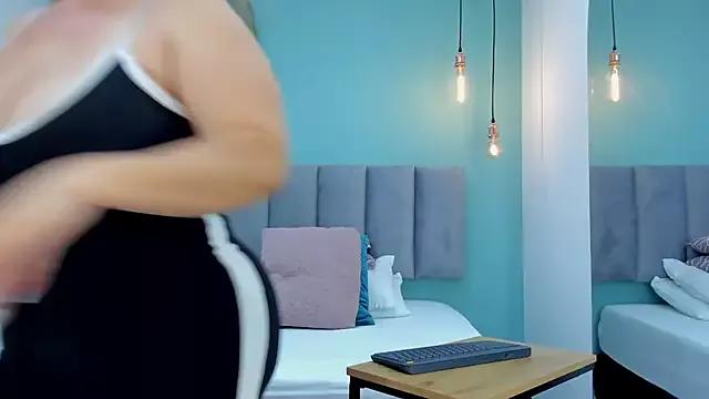 genesis4u from StripChat is Freechat