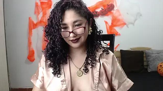 Gia_Dior from StripChat is Freechat