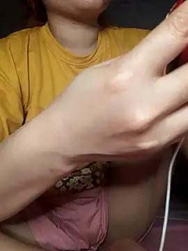 Gigi_21a from StripChat is Freechat