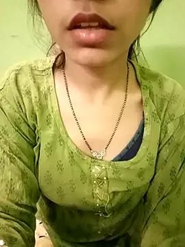 Glexi_Girl from StripChat is Freechat