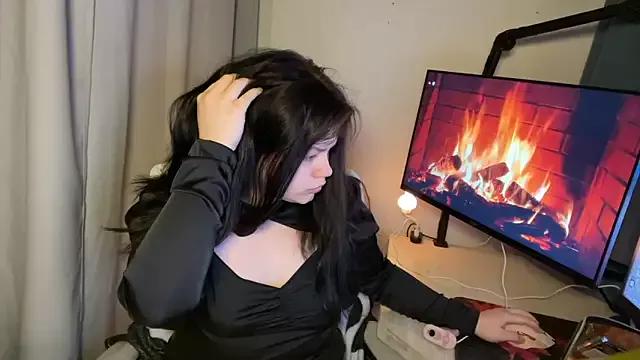 GoddessDarina from StripChat is Freechat