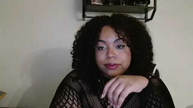 GoddessKalani from StripChat is Freechat