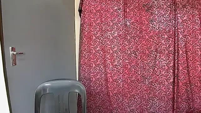 GoddessLorenaFindom from StripChat is Freechat