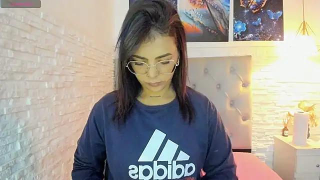 graceymilf666 from StripChat is Freechat