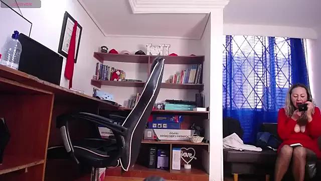 Teen sex cams free adult cams: check-out the satisfaction of conversing and c2c with our stunning models, who will teach you all about seduction and dreams with their smoking hot shapes.