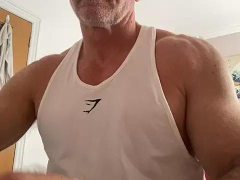 Gym_Bod_Daddy from StripChat is Freechat