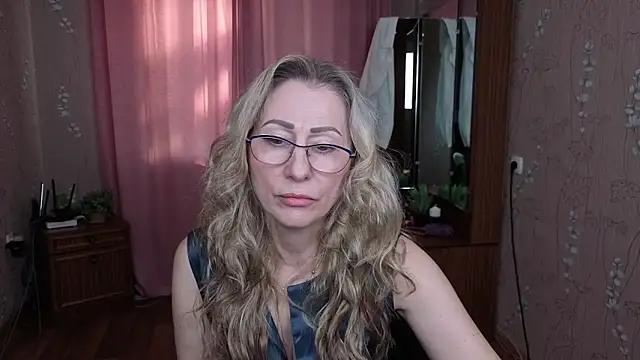 Habibi_Honeyy from StripChat is Freechat