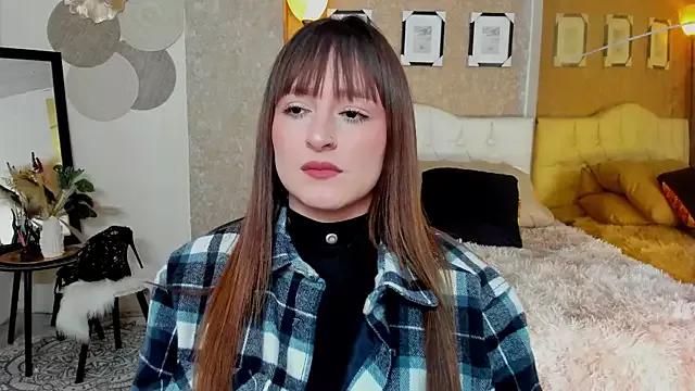 HalaanaTendeer from StripChat is Freechat