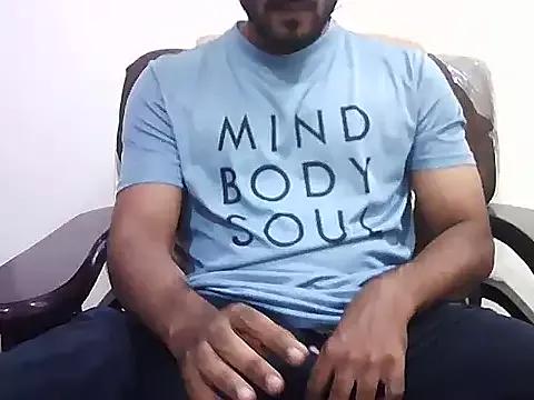 HALFBOYFRIEND_KING from StripChat is Freechat