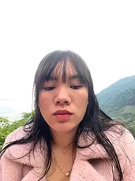 hanaa-show from StripChat is Freechat