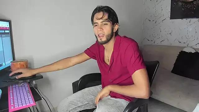 Photos of HandsomeLuxuryMen from StripChat is Freechat