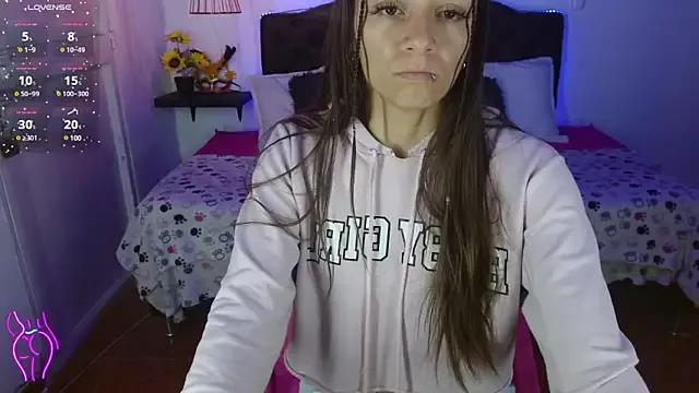 Teen sex cams free adult cams: check-out the satisfaction of conversing and c2c with our stunning models, who will teach you all about seduction and dreams with their smoking hot shapes.