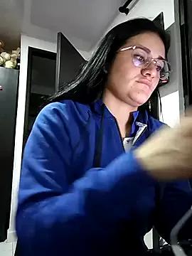 Hanna_Kinsley from StripChat is Freechat