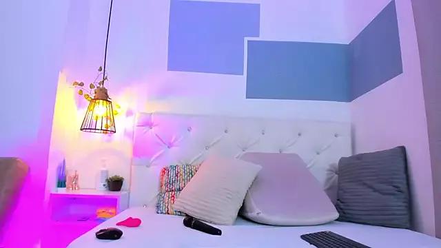 Teen sex cams free adult cams: check-out the satisfaction of conversing and c2c with our stunning models, who will teach you all about seduction and dreams with their smoking hot shapes.