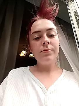HannahJ98 from StripChat is Freechat