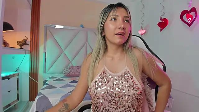 Teen sex cams free adult cams: check-out the satisfaction of conversing and c2c with our stunning models, who will teach you all about seduction and dreams with their smoking hot shapes.