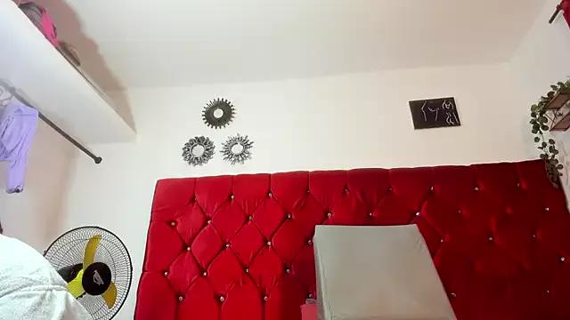 Teen sex cams free adult cams: check-out the satisfaction of conversing and c2c with our stunning models, who will teach you all about seduction and dreams with their smoking hot shapes.