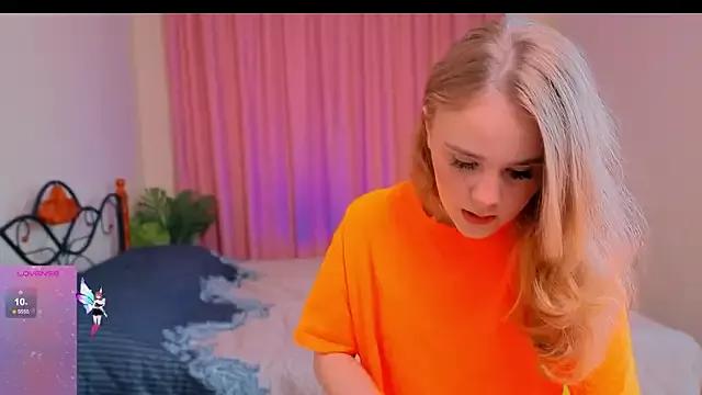 Hazel_Reed from StripChat is Freechat