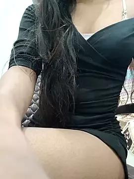 Heena-curvy from StripChat is Freechat