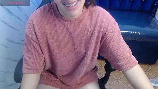 Teen sex cams free adult cams: check-out the satisfaction of conversing and c2c with our stunning models, who will teach you all about seduction and dreams with their smoking hot shapes.