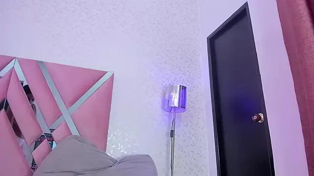 Teen sex cams free adult cams: check-out the satisfaction of conversing and c2c with our stunning models, who will teach you all about seduction and dreams with their smoking hot shapes.