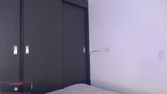 Teen sex cams free adult cams: check-out the satisfaction of conversing and c2c with our stunning models, who will teach you all about seduction and dreams with their smoking hot shapes.