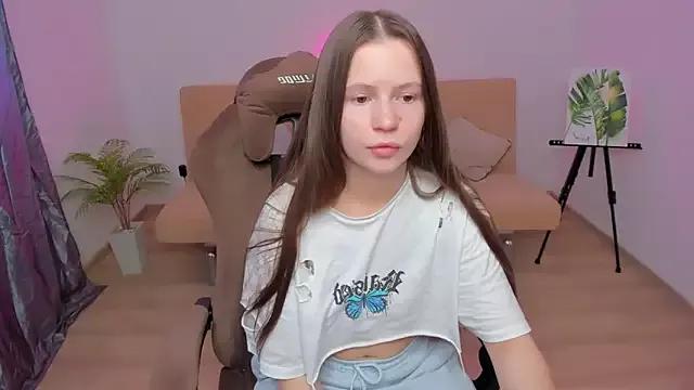 HelloRoxy from StripChat is Freechat