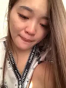 helo-kitty from StripChat is Freechat