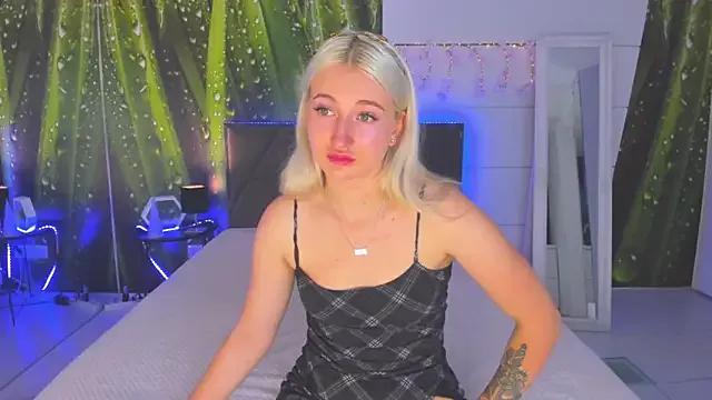 Teen sex cams free adult cams: check-out the satisfaction of conversing and c2c with our stunning models, who will teach you all about seduction and dreams with their smoking hot shapes.